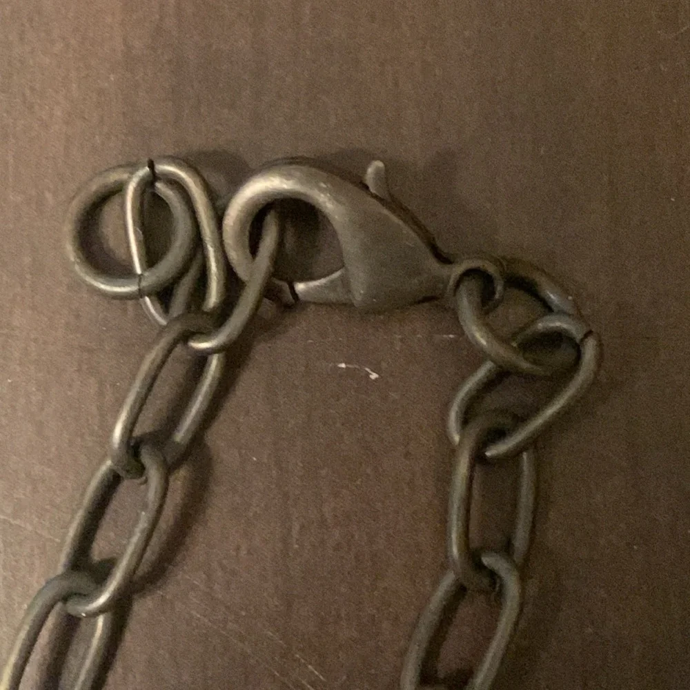 Vintage Inspired Bronze Key Pendant Necklace with 15” chain EUC - Picture 4 of 4